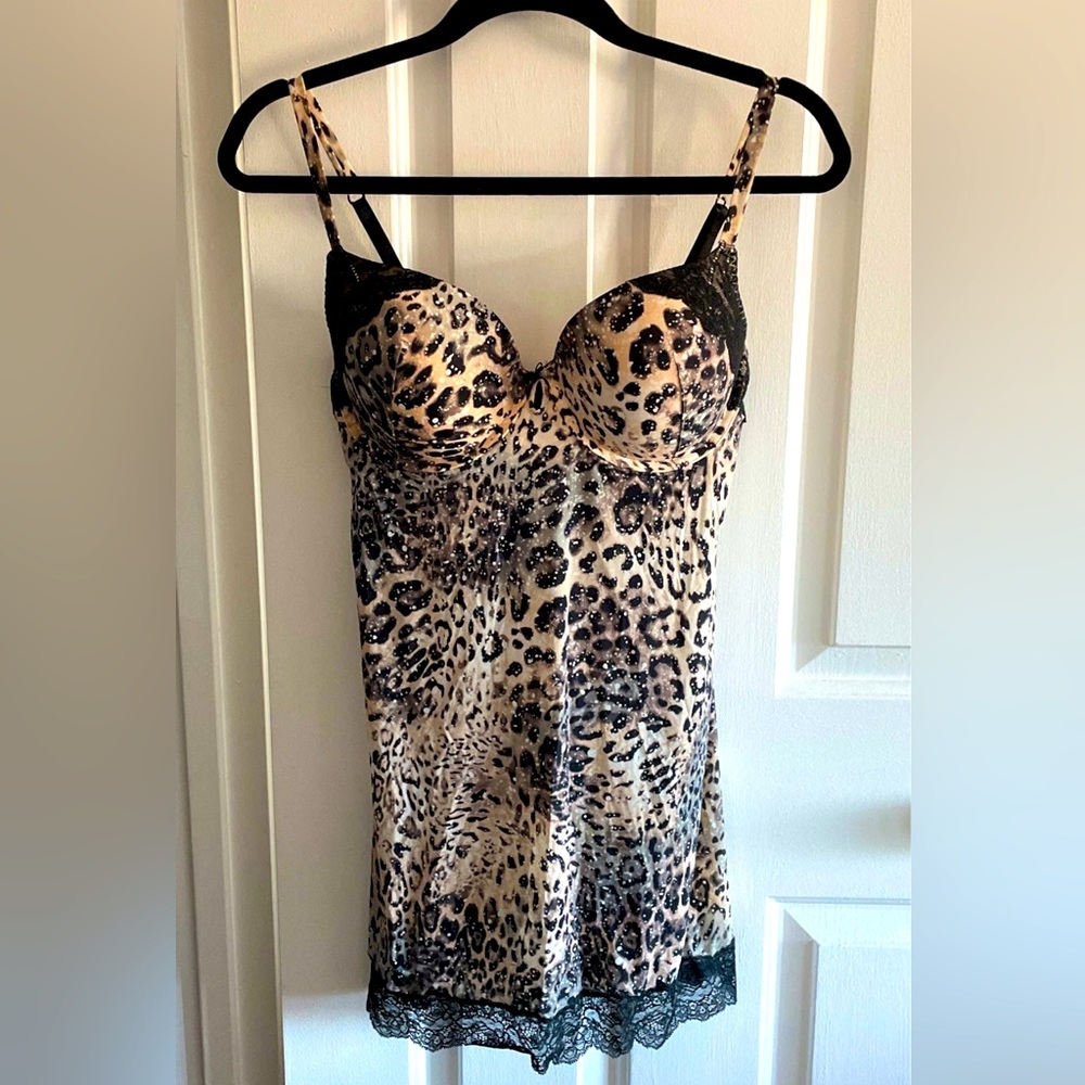 3 for $30 🔹 Victoria’s Secret Leopard Print Babydoll- 36D